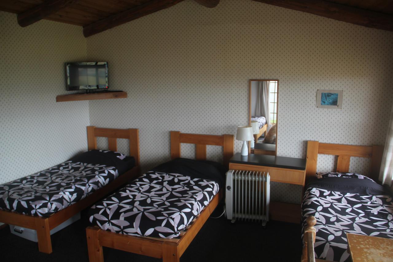 Barnyard Backpackers Te Anau Hostel Eksteriør bilde